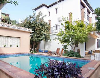 Chezmoihomes Exclusive Villa Alhambra