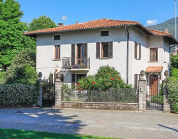 VILLA LAGO